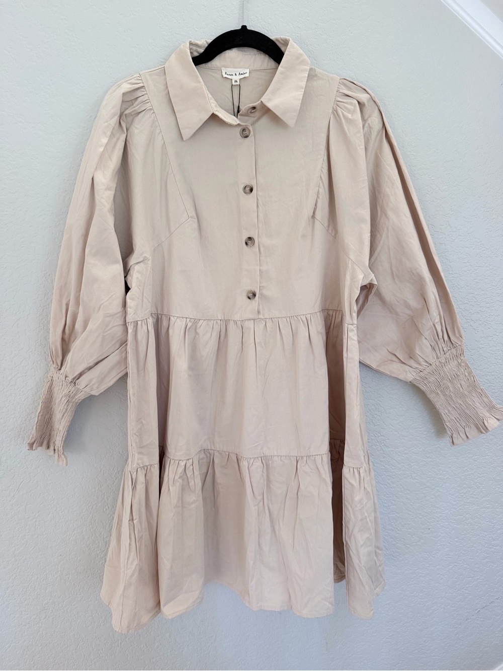 NWT Aaron & Amber Tiered Button-Front Shirt Dress Taupe Beige Size M